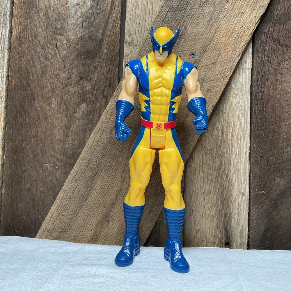 2013 Wolverine 12 In Hasbro Marvel X-Men Titan Hero Series